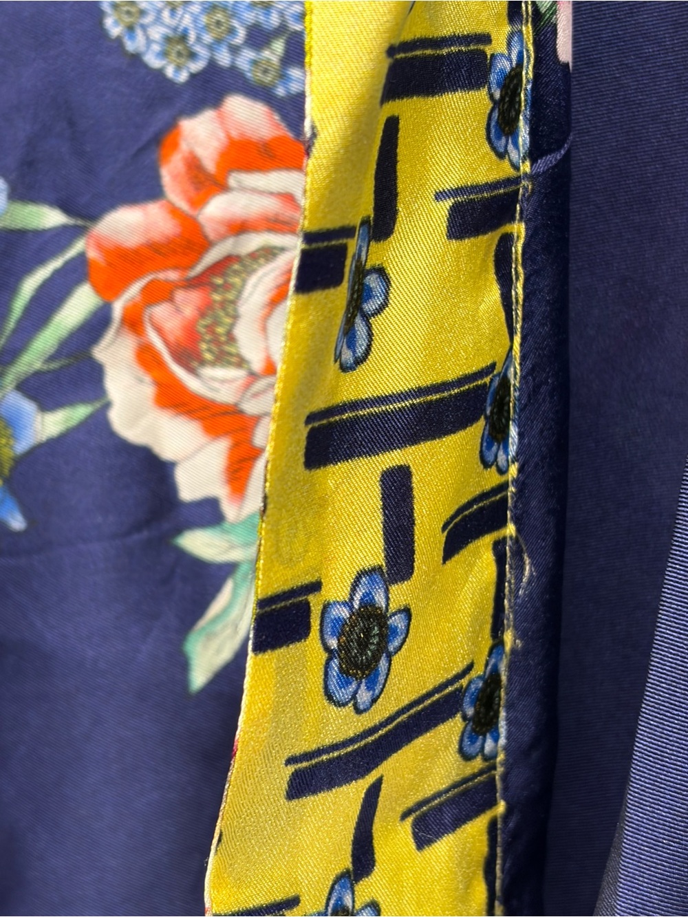 Johnny Was Navy Silk Floral Embroidered Robe Size L - Picture 4 of 6